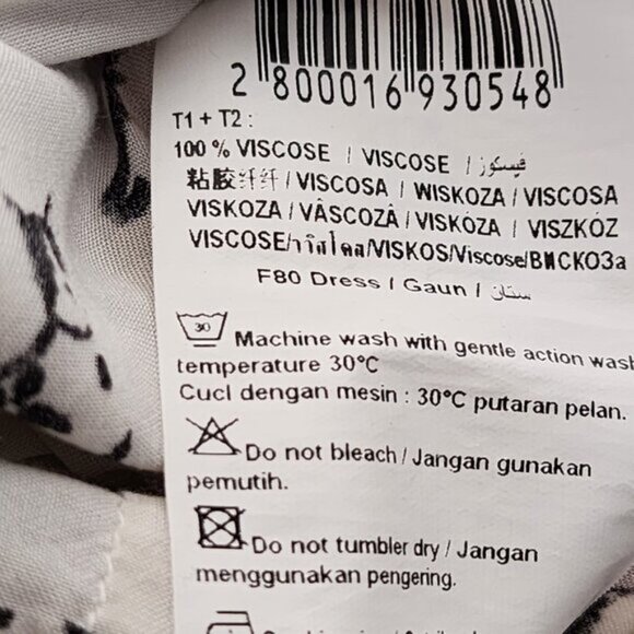 Camaieu Cats Print Button Up Romper - Picture 5 of 5